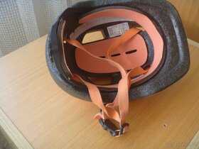růžová cyklistická přilba vel. XS (48-52 cm) zn. BTWIN - 5