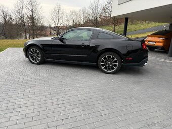 Ford Mustang GT/CS 5.0 MANUAL - 5