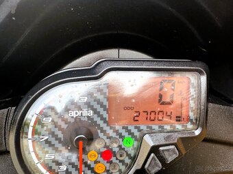 Aprilia Tuono 125 s ABS - 5