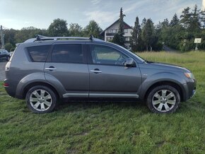 Mitsubishi Outlander 2.2 Di-D, 4x4, 7 míst, SLEVA - 5