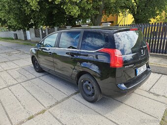 PEUGEOT 5008 HDI 1,6 AUTOMAT 7 MÍST RV 2014 - 5