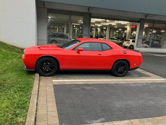 Dodge Challenger V6 - 2017 - 5