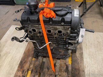 SEAT, ŠKODA, VW 1.9TDI 77KW BJB - MOTOR SE VSTŘIKY - 5
