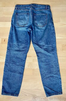 New Look dámské džíny s květinovou výšivkou – rovný strih - 5