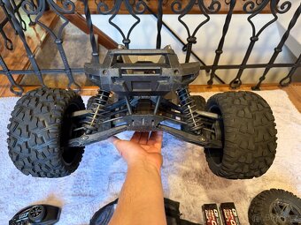 Traxxas X-MAXX 1:5 8s - 5