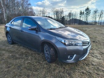Prodám TOYOTA COROLLA 1.6 92kw - 5