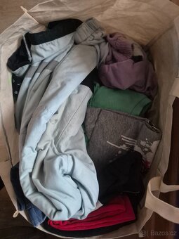 2 velke kabele plne obleceni - 5