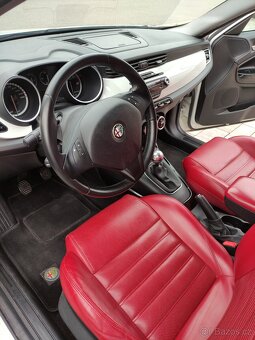 ALFA ROMEO GIULIETTA 1.6 - 5
