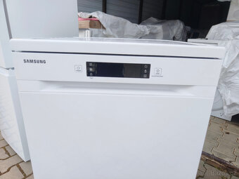Myčka SAMSUNG DW60M6050FW, 3 koše, sleva 50%, záruka - 5