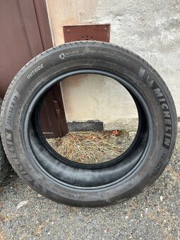 Prodám letní pneu Michelin Primacy 4 235/50/r19 - 5