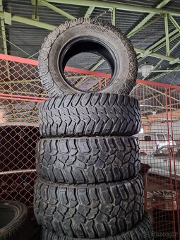 Cooper Discoverer STT Pro 285/70 R17 - 5