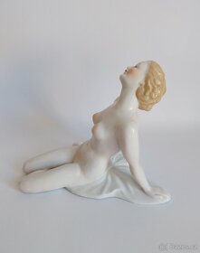 Porcelánový ženský akt - NEUNDORF - Německo - 5