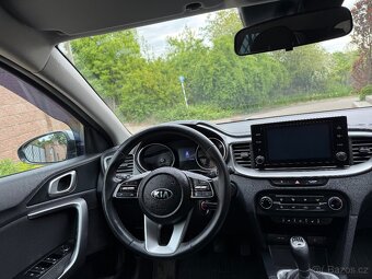 Kia Ceed SW 1.5 GDi 118kw 2021 ČR - 5
