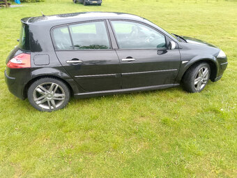 Renault Megane GT 2.0 dci 110 kW - 5