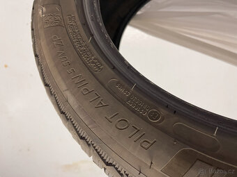 Pár pneu Michelin Pilot Alpin 5 SUV ZP 275/45 R20 110 V - 5