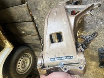 Díly Honda nsr125r - 5