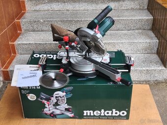 Prodám pokosovou pilu s posuvem Metabo KGS 216 M + kotouč - 5