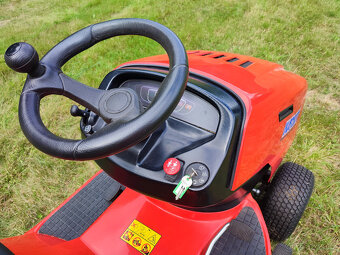 Prodám zahradní traktor Karsit 22/102HX - 5