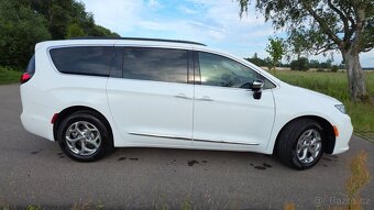 Chrysler pacifica 2023 4wd Limited výbava záruka 2 roky - 5