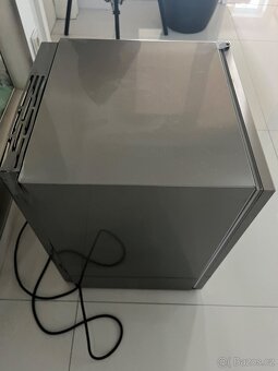 Lednice na plechovky Liebherr - 5