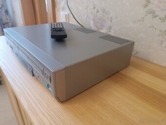 Dvd přehrávač VHS rekordér Sony - 5