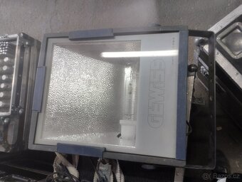 Vodotěsné reflektory vybojkove - 5