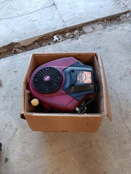 Briggs & Stratton Intek V2 Vertical - 5