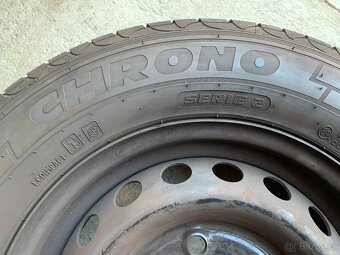 Prodám letní pneu s disky, originál Ford, rozměr 215/65 R15C - 5