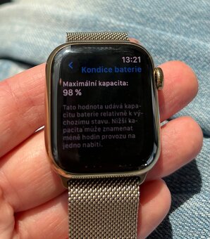 Apple Watch series 9 nerezová ocel gold zlaté zlatá 41mm - 5