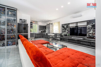 Prodej rodinného domu, 250 m², Praha, ul. Velimská - 5