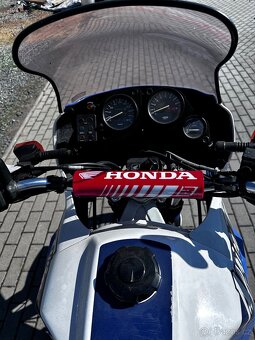 Honda XRV 650 RD 03 Africa Twin - 5