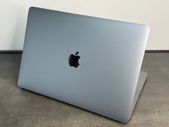 MacBook Pro 13'' 2020 / i5 16GB / 512GB SSD / Space Gray - - 5