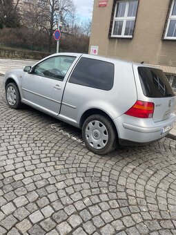 Volkswagen golf - 5
