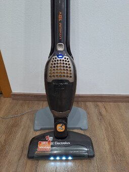 aku tyčový vysavač ELEKTROLUX - 5