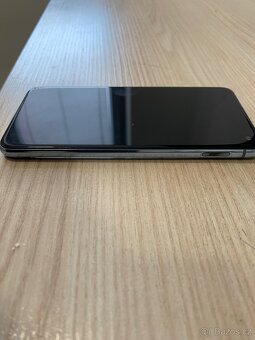Samsung galaxy s10e - 5