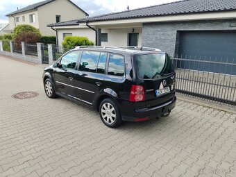 PRODÁM KRÁSNÝ VŮZ WV TOURAN FACELIFT 1.9 TDI 77KW BEZ KOROZE - 5
