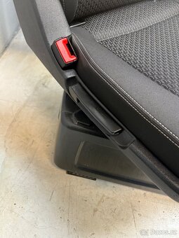 Sedadla Otočná Vw Multivan T6 Isofix Výborný stav - 5