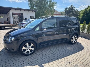 Volkswagen Cross Touran 2.0 TDI 103 kW - 5