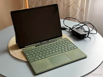 Microsoft Surface 8 Pro I5, 8GB RAM, 256 GB/klávesnice/pen - 5