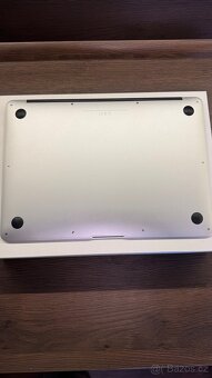 MacBook Air 13” 2017, i5 ,8GB - 5