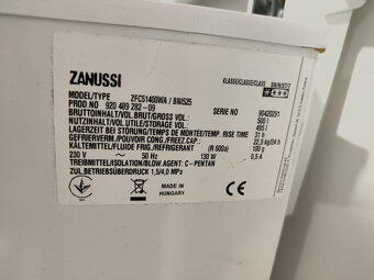 Mrazák Zanussi ZFC51400WA – Obří objem pro vaše zásoby - 5
