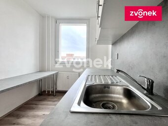 Pronájem 2+1 po rekonstrukci, SNP, Zlín, IHNED - 5