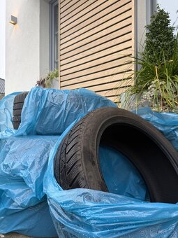 4x zimní pneu 245/45 R18 100H velmi dobrý stav - 5