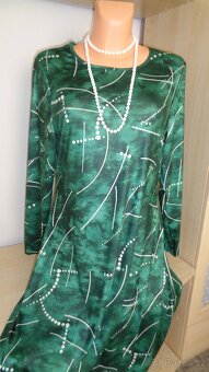 Zelené šaty NOVÉ vel.přibl.48 - 5