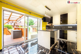 K prodeji, podsklepený vícegenerační rodinný dům 4+2+2x koup - 5