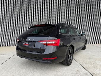 Škoda Superb Combi 2.0 TDi DSG 140 kW - 5