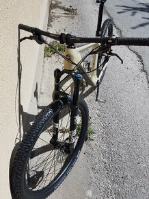 Karbonovy Hardtail XC lehky GHOST Lector SF Advanced - 5