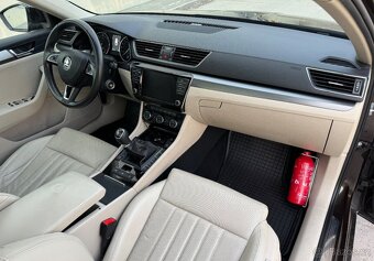 Škoda Superb III Combi 2,0 tdi 110kw - 5