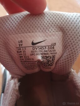 Bílé tenisky boty Nike v. 35 - 5