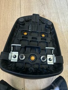 Predni a zadni sedlo na Suzuki Gsxr 600 750 06-07 - 5